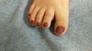 Painting my toenails and chill. (With pussy flash.)