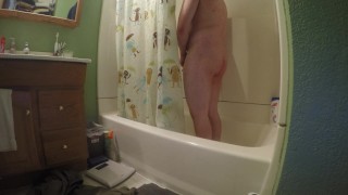quick shower scene