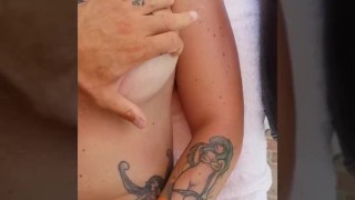 ladymuffin e tommy fanno sesso in piscina davanti a tutti 1°parte
