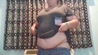 buttcrack in hotel while friend showers + flashing naked in window PUBLIC