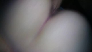 Tinder Date Gives Head