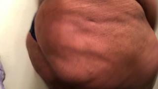 Fat ass shaking