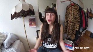 5 Sexy Babes Ride Sybian and Finger each other - Ersties