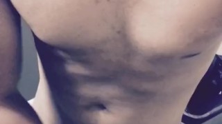 coming in the bathroom of work, leche en el trabajo