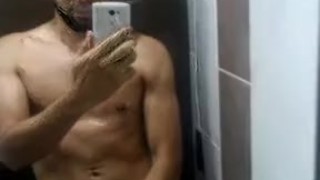 Masturbación en el baño
