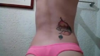 Girl with great ass dancing in the bathroom
