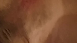 Analplug und Mastrubator, männliche Selbstbefriedigung