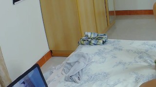 I caught neighbour masturbated in vr glasses and ride him