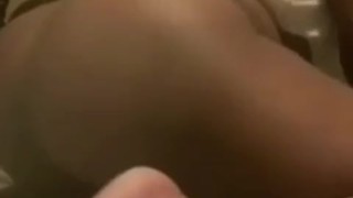 Dildo ass shaking play