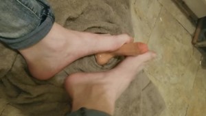 Dildo massaggiato con piedi di grande dimensione