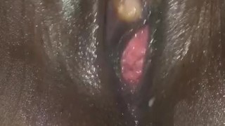Pink pussy fuck to squirt