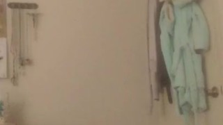 Gf pleasuring herself while showing her feet
