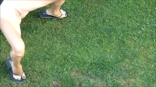 New outdoor power pissing vid she pisses like a fountain jummy