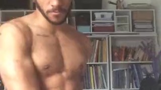 Jack off and end a big Surprise!