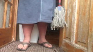 robed walkin