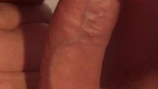 Too much sperm in my mouth! Help! / Massive oral creampie