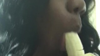 Sexfeene ThroatTraining with Her Big Banana