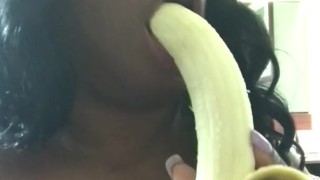 Sexfeene ThroatTraining with Her Big Banana