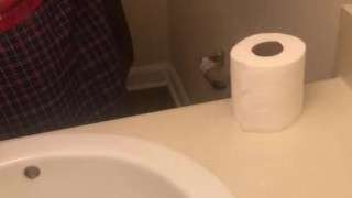 Sitting outback of the crib and got horny