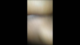 Over 30 Minutes of Fucking, Cumshots and Squinting! Starring Goldielippz 