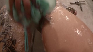 SKINNY PALE TEEN BATHING ASS PUSSY CLOSEUPS