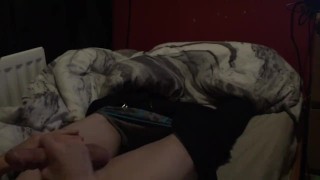 20yo Male Solo Masturbation While Watching Porn (Me)