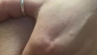 Clit rubbing before the shower