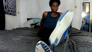 Oily Soles Of A Goddess