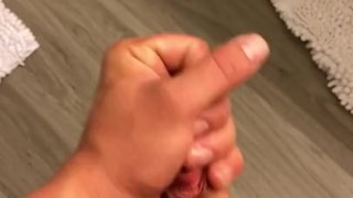 Solo twink jerk
