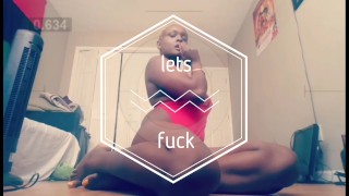Luna Shows off choclatey ass