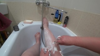 Milf in the bath shaved thick legs. POV and ASMR.
