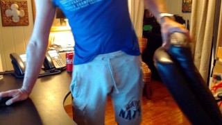 Freeballing 9" in shorts