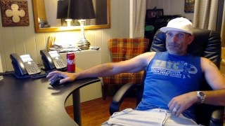 Freeballing 9" in shorts