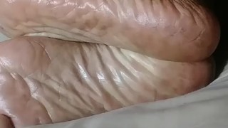 CinnamonSpicyy Sole Tease