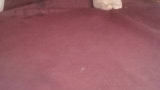 Мастурбирую пока муж на работе 2
