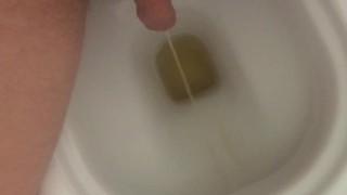 Prima pisciata del mattino