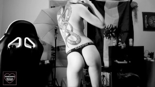Androgynous (ftm) Cam Model YoshiwaraNiisan Dancing