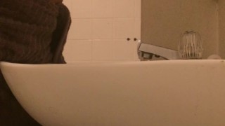 vlog #49 brushing my teeth
