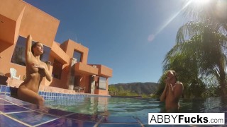 Behind the scenes fun with Abigail Mac