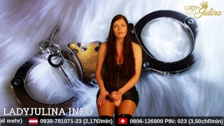Lady Julinas Sklavenausbildung zur Maulhure Strapon Kehlenfick
