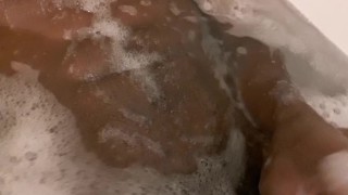 Bath time fun(jerking in the tub)