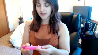 Unboxing Video - Betty's Toybox Maia Vibrators and Jammy Dildo