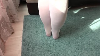 Thick legs try on white leggings.