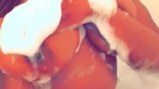 Be My Rubber Suckle Bath Time MASSAGE2018