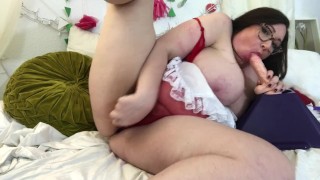 Hoy Busty BBW Mrs Claus Sucks and Fucks her Xmas Toys