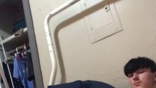 Barely Legal 19 y-o Frat Boy Solo