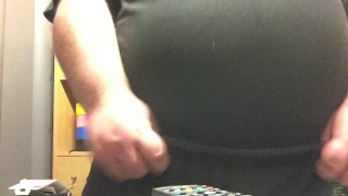 bellyrubbs thro a shirt