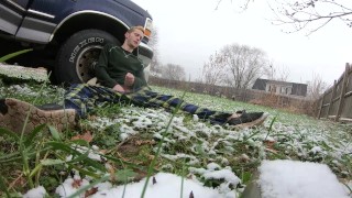 HOW TO GET HARD OUTSIDE! (just do it!)