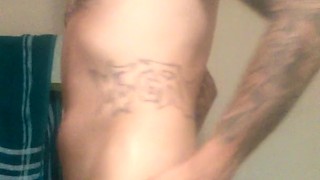 Quick striptease