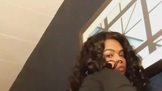 Me masturbating on this pillow getting ready for bae to come over❗